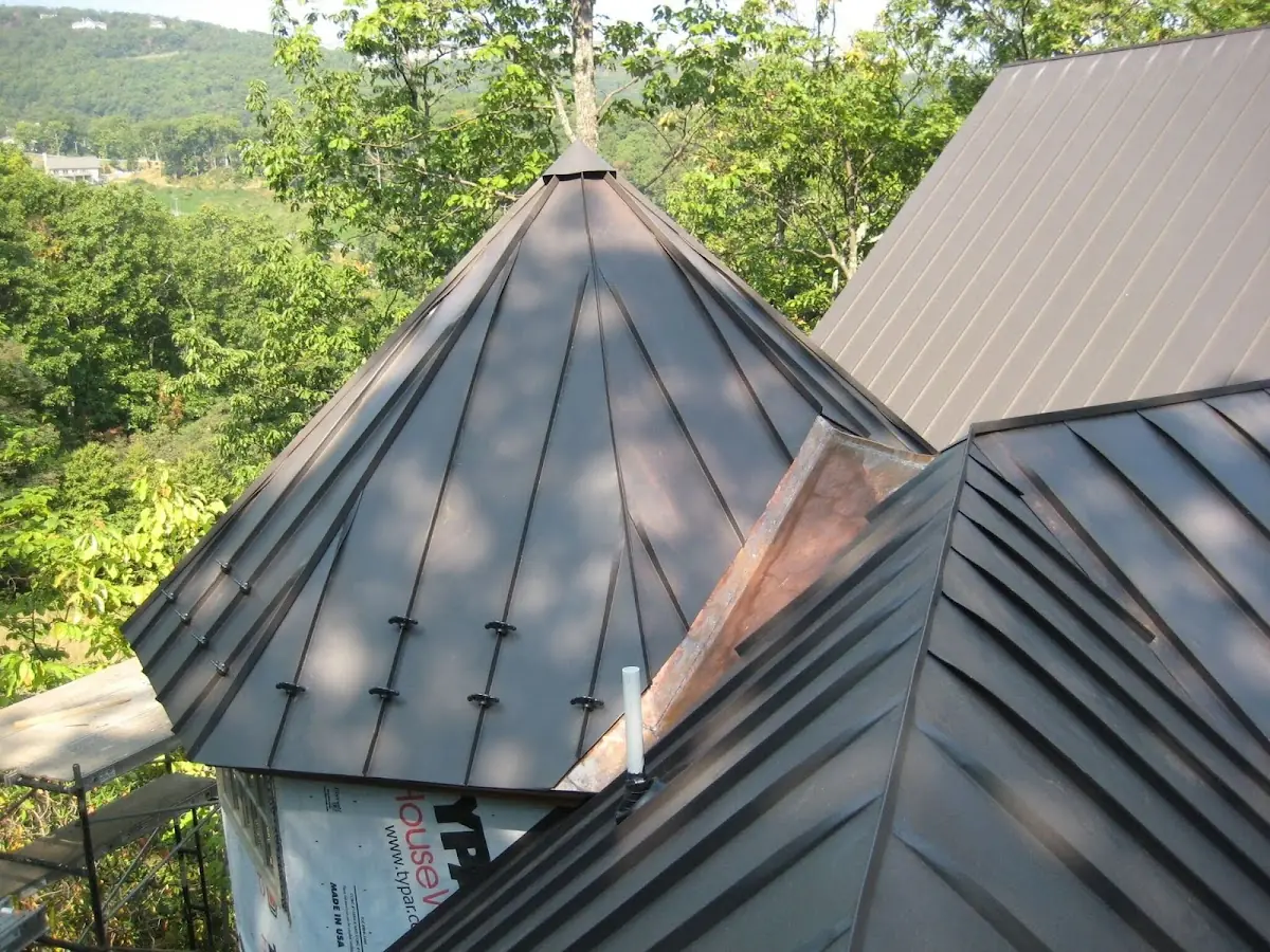 Professional Roof Tarp Installation by Craftsman Roofing in Wasatch Hollow